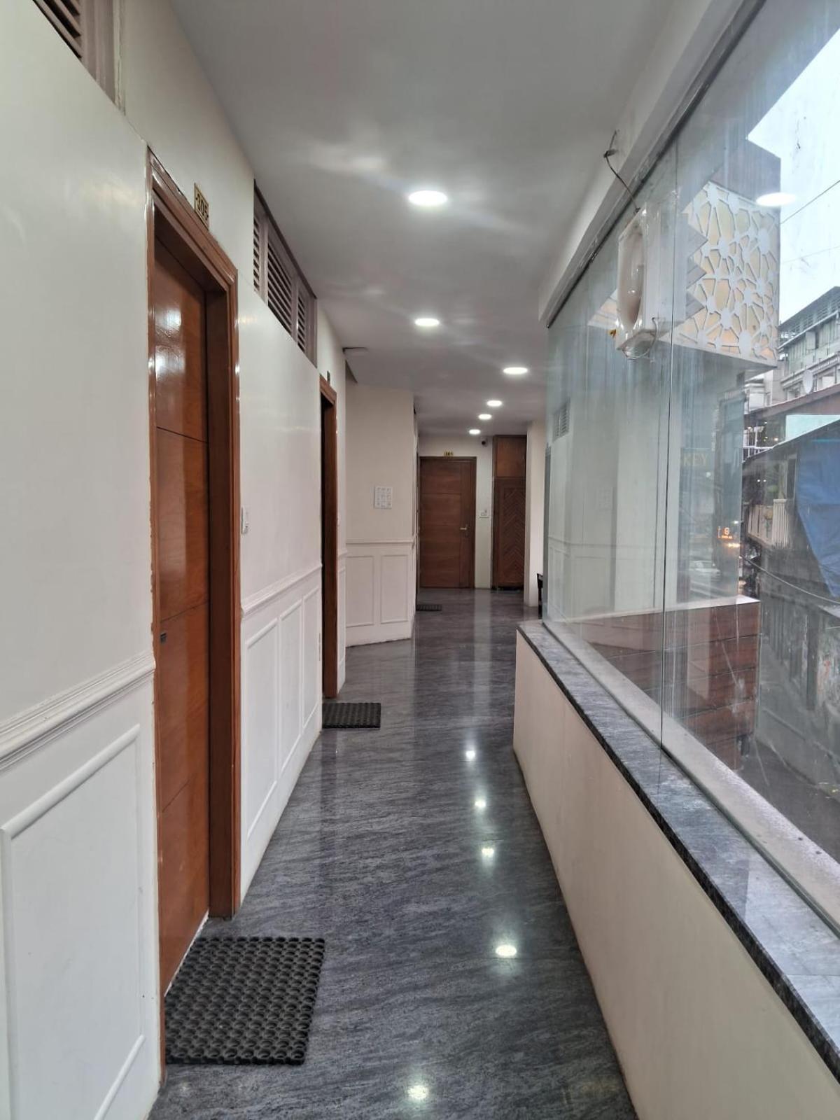 דרמסאלה Hotel India House מראה חיצוני תמונה