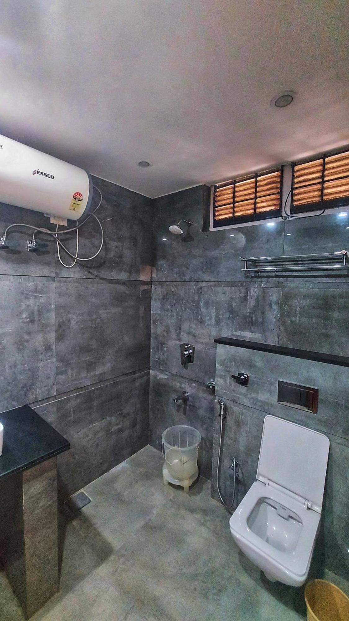 דרמסאלה Hotel India House מראה חיצוני תמונה